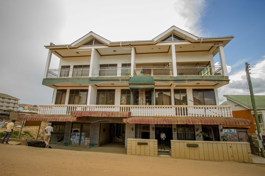 Grand Holiday International Hotel Mbarara Exterior photo